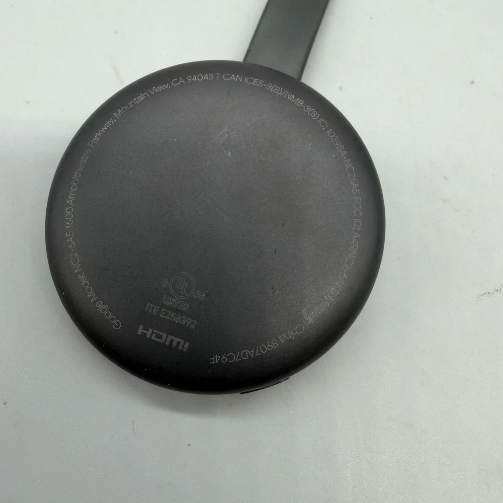 Google Chromecast (3rd Gen) Media Streamer (NC2-6A5)